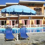 River & Aparthotel 3*