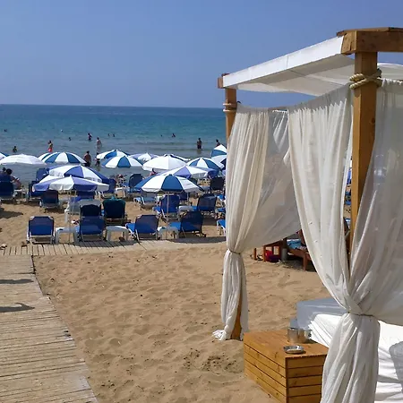 River & Hotel de apartamente Mesongí