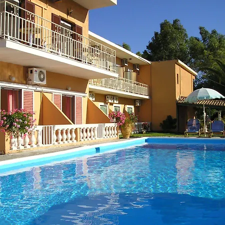 Aparthotel River & 3*