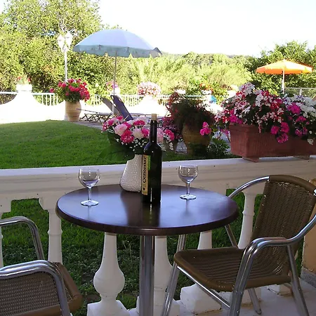 Aparthotel River & Mesongí