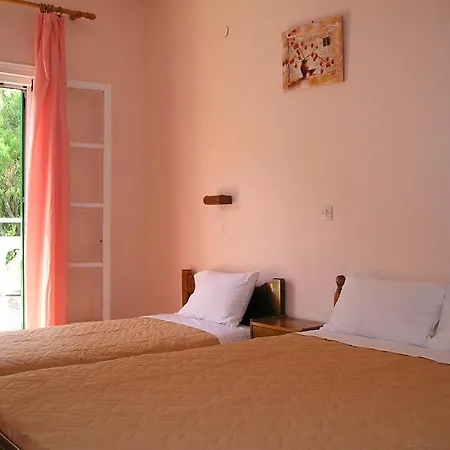 River & Aparthotel 3*