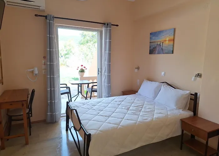 Aparthotel River & 3*