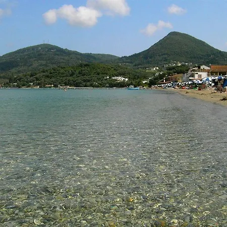Ξενοδοχείο με διαμερίσματα River &