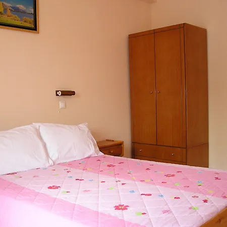 River Studios&apartments Apartahotel Mesongí