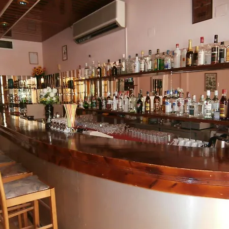 River & Apartmanhotel 3*